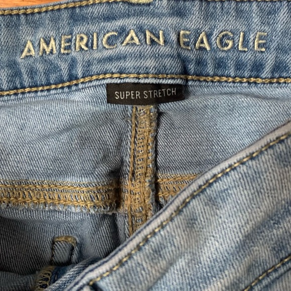 American Eagle Womens Hi-Rise Shortie Jean Shorts Blue Distressed size 0 - Picture 6 of 7